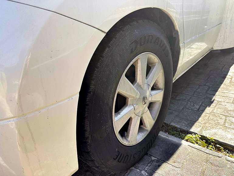 キャンピングカーのタイヤ