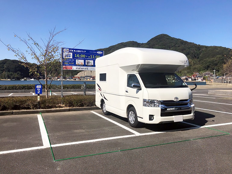 RVパークsmart 玄海海上温泉パレアの駐車場