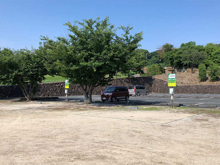 RVパークsmart 草枕温泉てんすいの駐車場