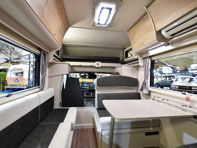 JolyBee（ジョリビー） Type REの内装