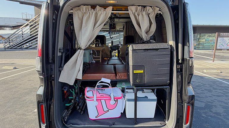 1～2泊のミニバン車中泊でこれは必要と思った装備8選