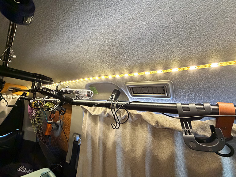 LEDテープライト