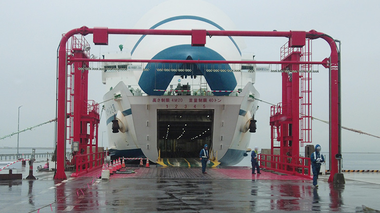 キャンピングカーで津軽海峡を渡る