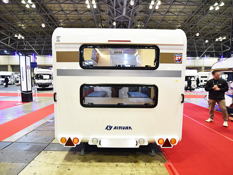 AIRVAN AVT2037の外観