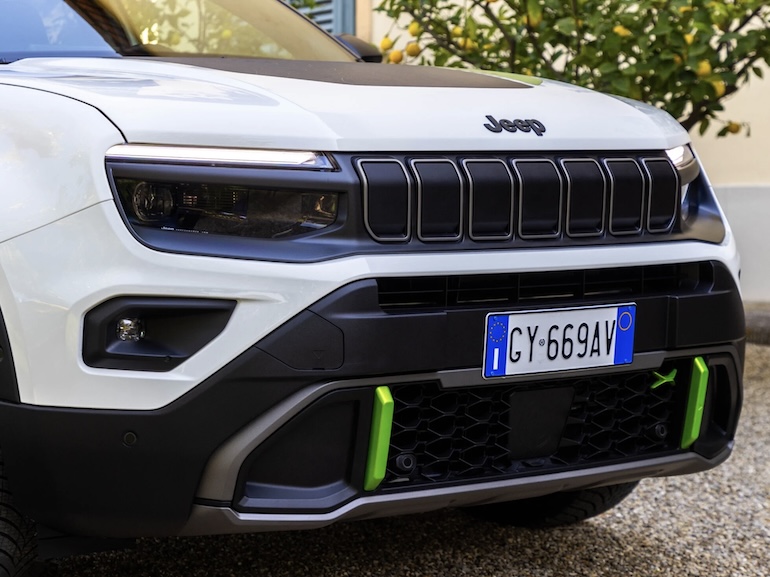 Jeep® Avenger 4xe Hybrid Launch Editionの外装