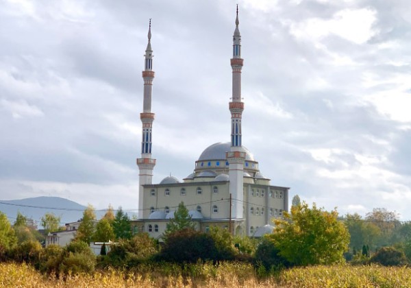 ガイドブックにほぼ載らない国