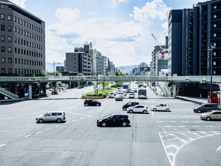 都会の道路