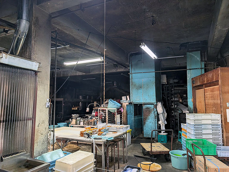 大黒屋水産食品店内