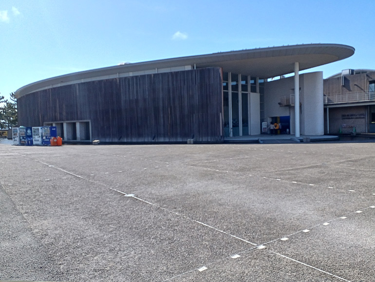 道の駅 ウェーブパーク滑川の外観