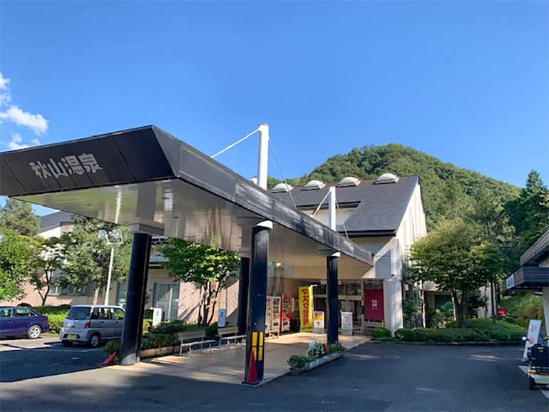 RVパーク 秋山温泉外観