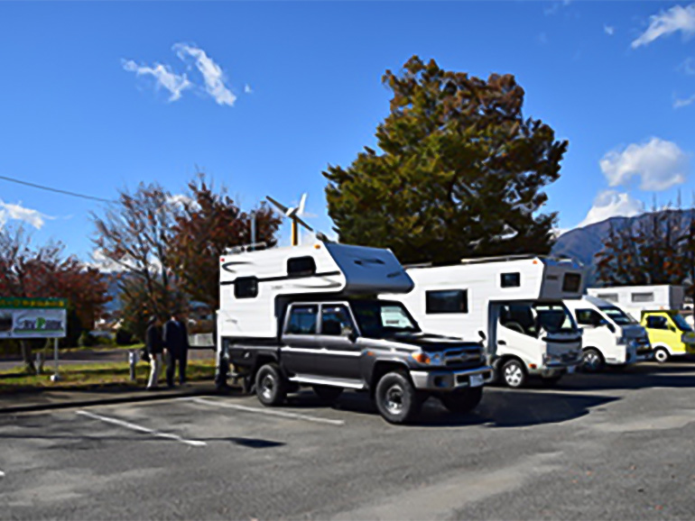 RVパークやまなみの湯の駐車場