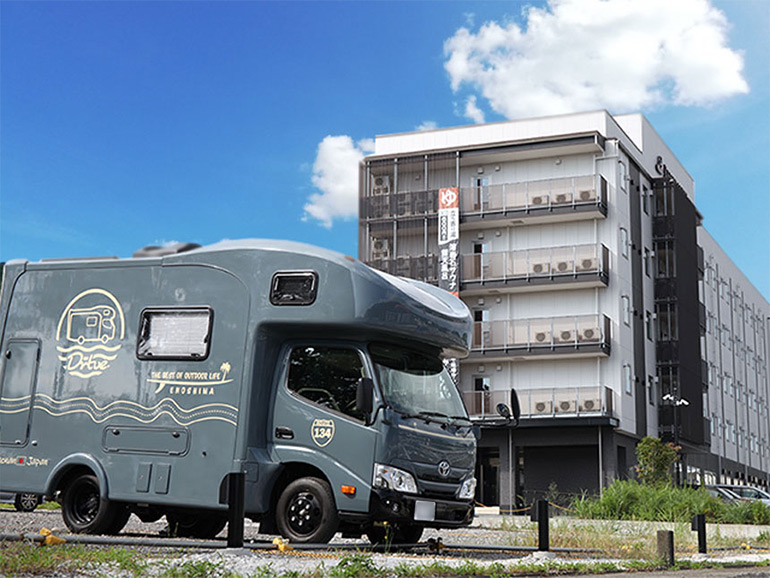 RVパーク レンブラントスタイル御殿場駒門の駐車場