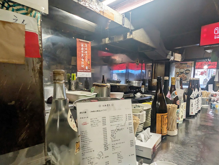 太田ホルモンの店内