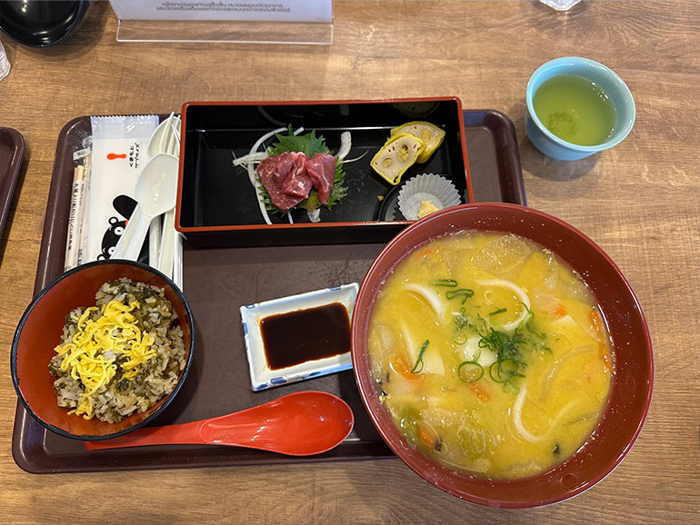 草千里食堂の料理