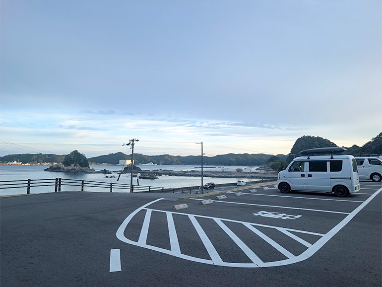 夏山園地駐車場