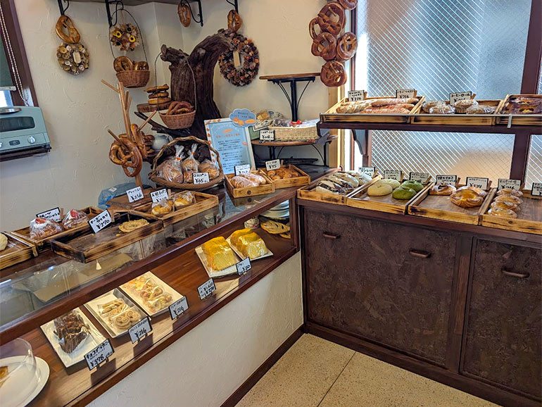 ミサキベーカリー店内