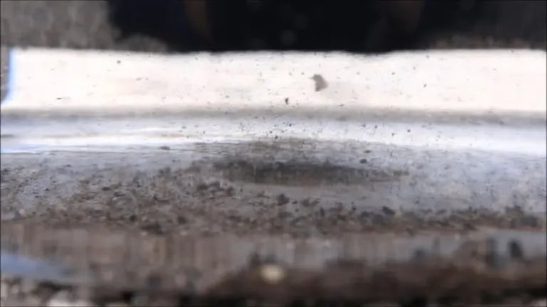 沈殿した砂