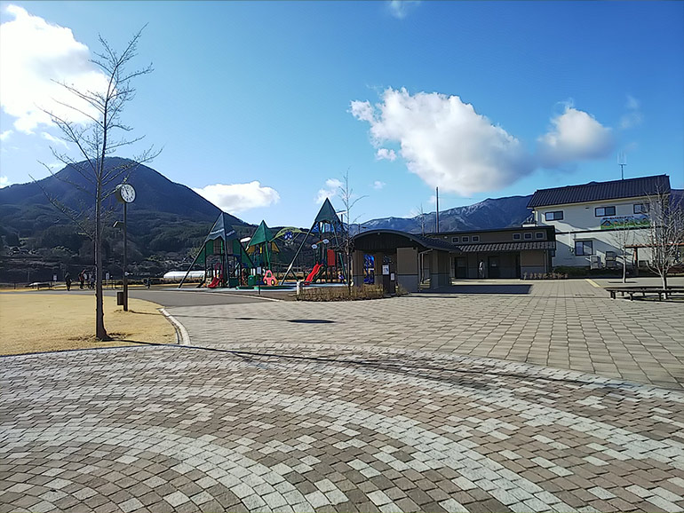 道の駅 あおき公園内