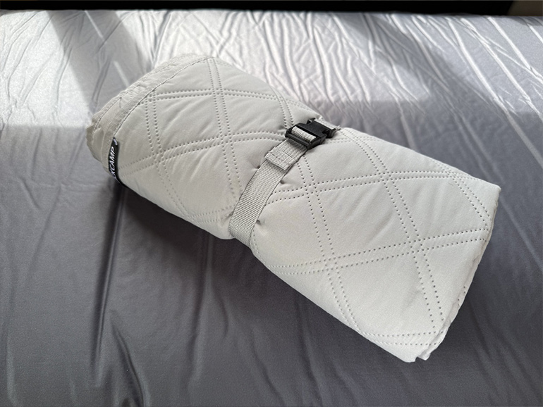 車中泊マットQC-CMの専用カバー