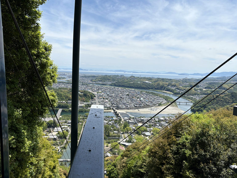 岩国城のロープーウェイ