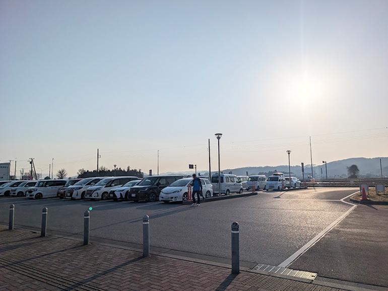道の駅にしかたの駐車場
