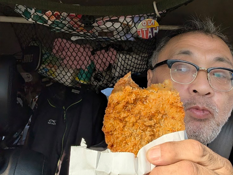牛屋の肉屋よこおのメンチカツ