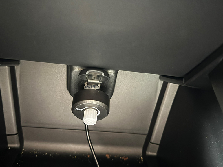 シガーソケットから給電