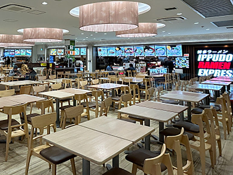 NEOPASA静岡上りの店内
