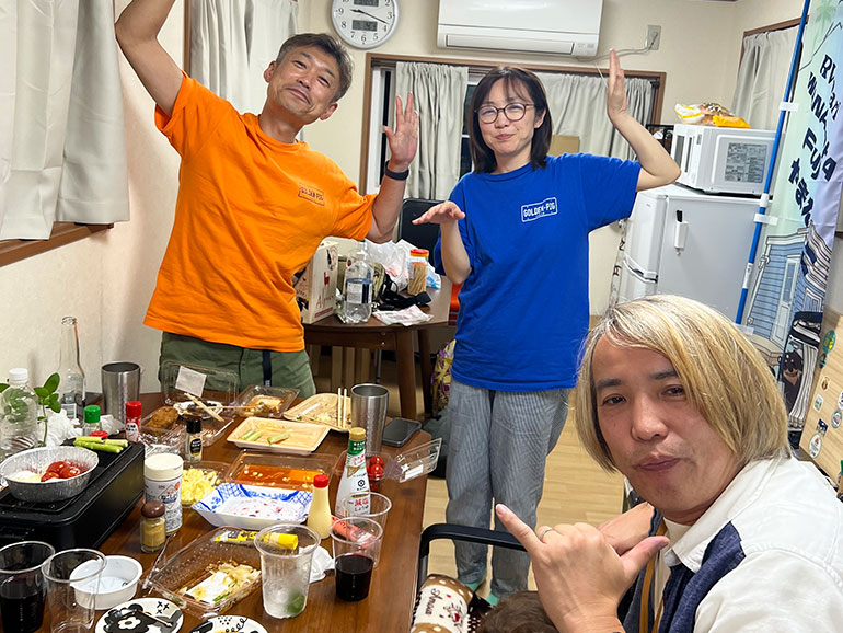 トレーラーハウス内