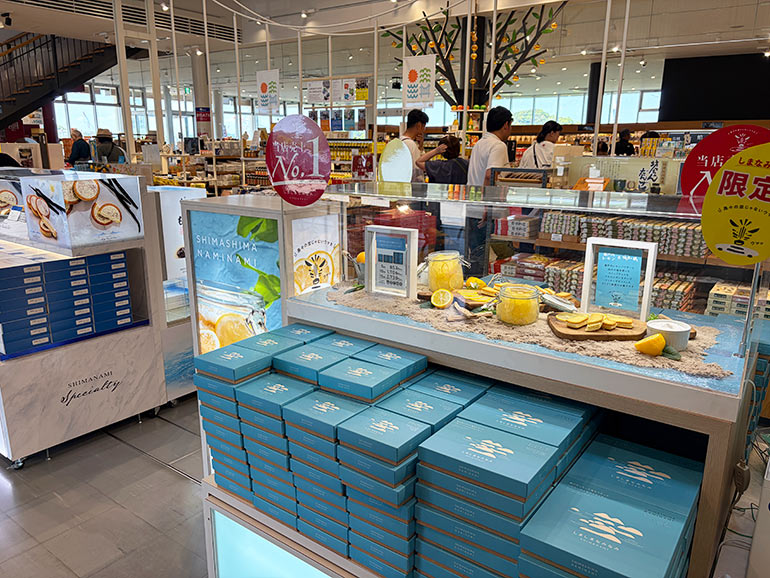 来島海峡サービスエリアの店内