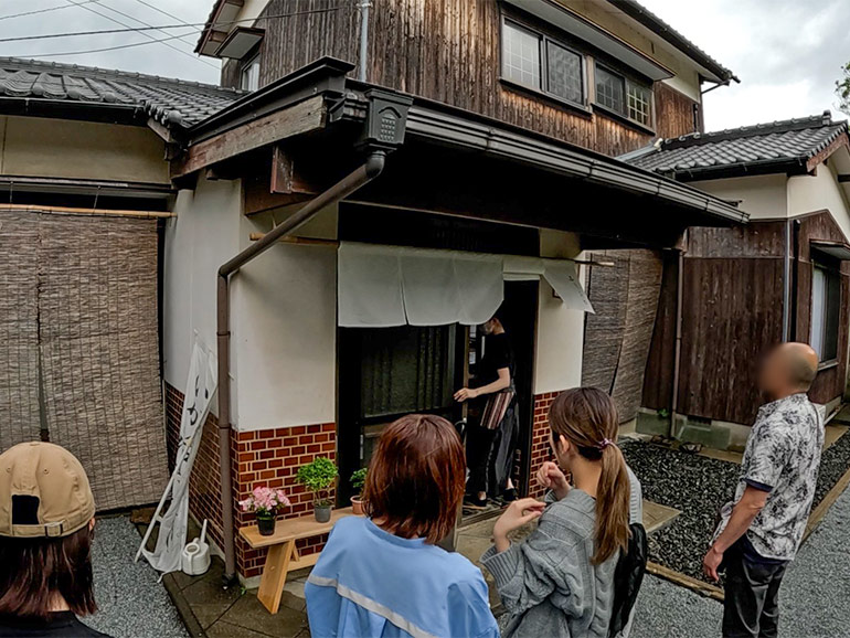 いか活き造りふじおかの外観