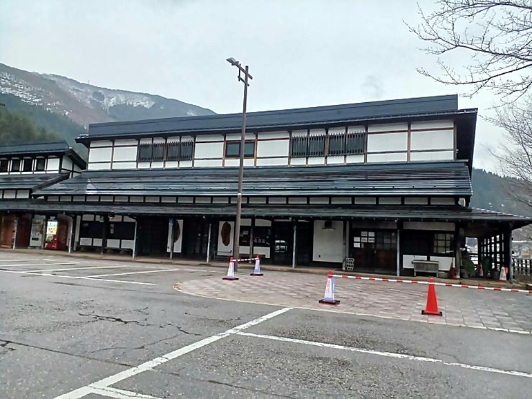 道の駅 上平の駐車場の様子